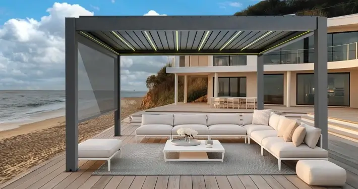 Motorized aluminum pergola for outdoor commercial projects